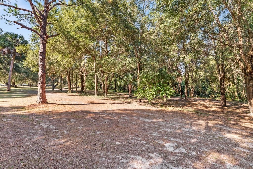 En Venta: $549,900 (3 camas, 2 baños, 1327 Pies cuadrados)