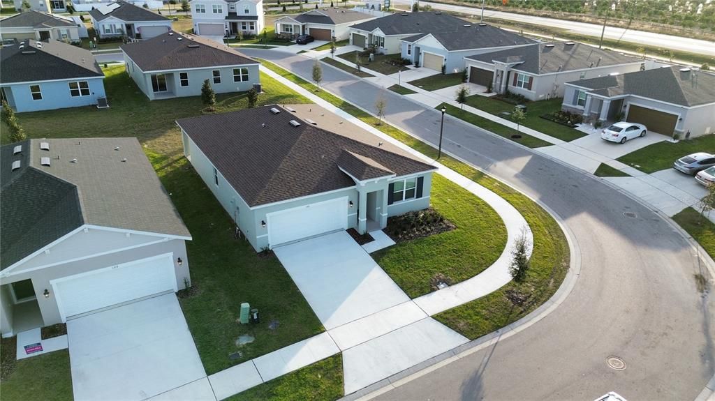 For Rent: $2,300 (4 beds, 2 baths, 1842 Square Feet)