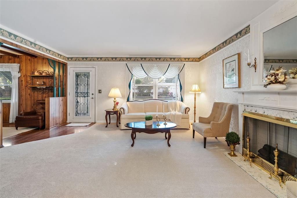 For Sale: $385,000 (3 beds, 1 baths, 1448 Square Feet)