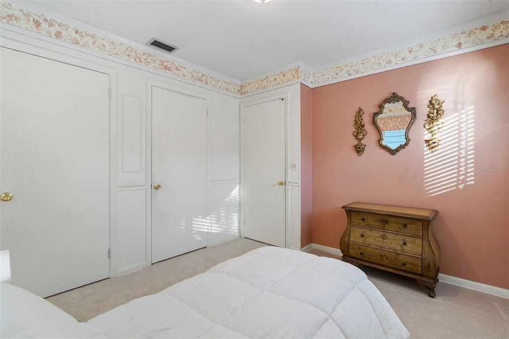 For Sale: $385,000 (3 beds, 1 baths, 1448 Square Feet)