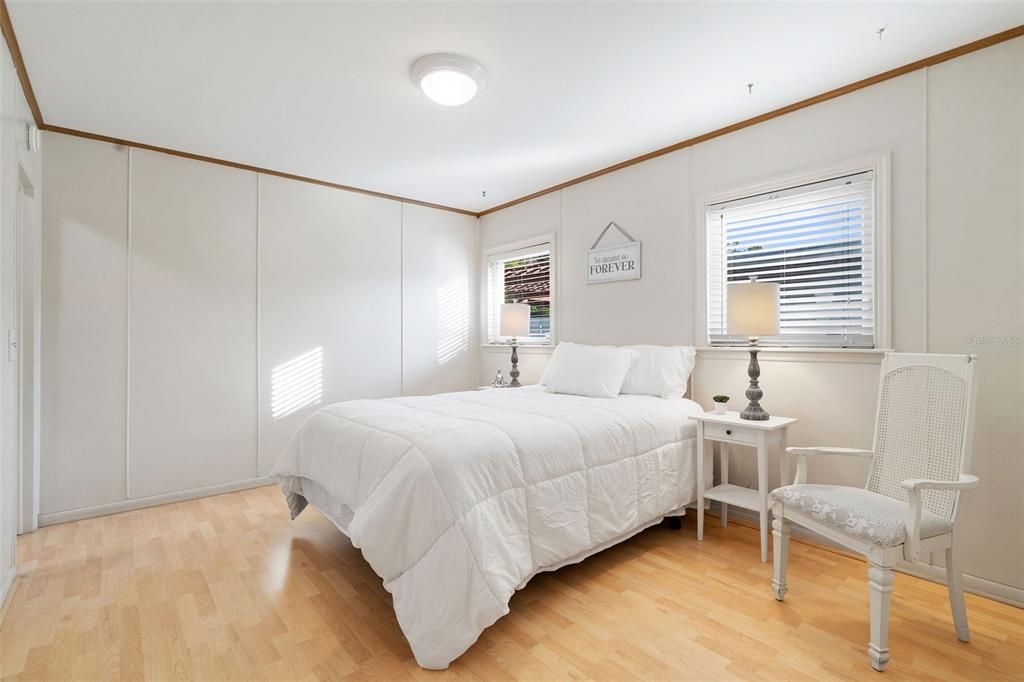 For Sale: $385,000 (3 beds, 1 baths, 1448 Square Feet)