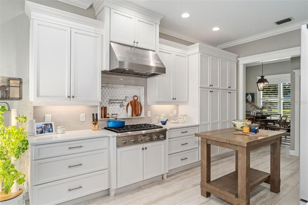 Active With Contract: $1,695,000 (5 beds, 4 baths, 3758 Square Feet)