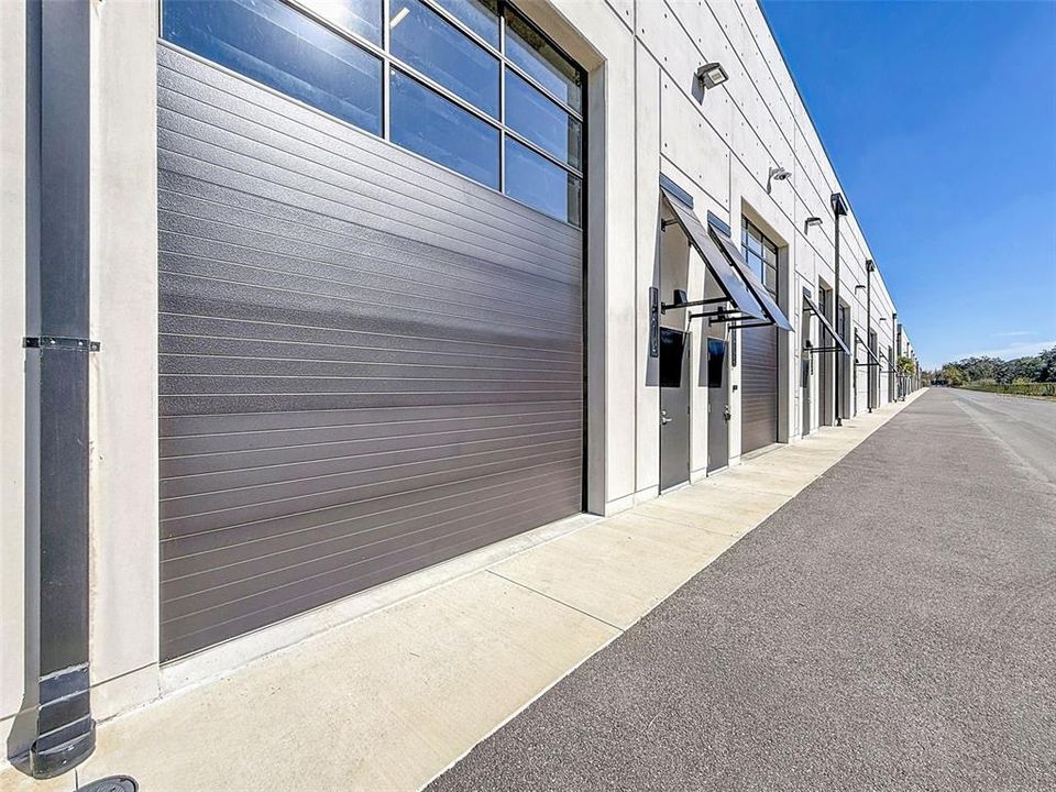 For Sale: $534,999 (0 beds, 0 baths, 861 Square Feet)