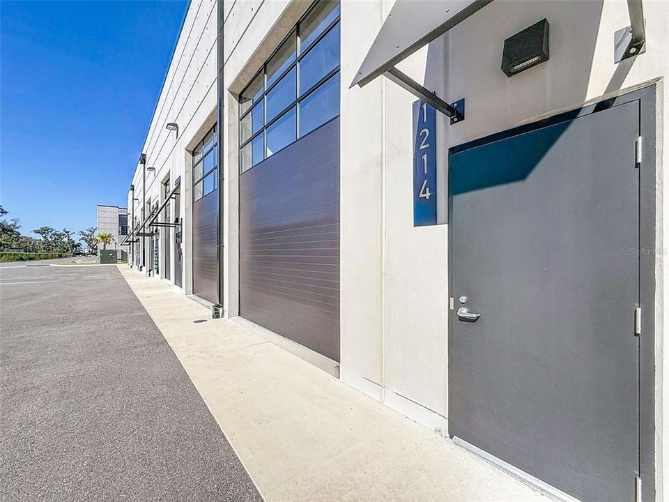 For Sale: $534,999 (0 beds, 0 baths, 861 Square Feet)