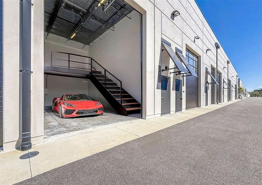 For Sale: $534,999 (0 beds, 0 baths, 861 Square Feet)