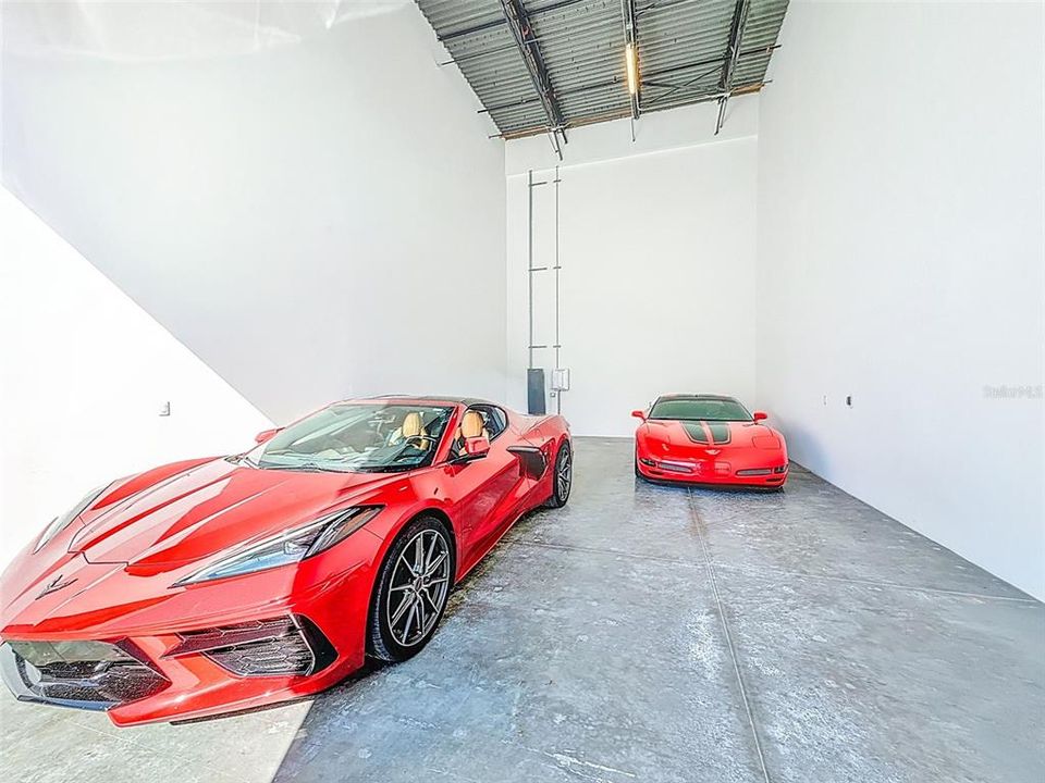 For Sale: $534,999 (0 beds, 0 baths, 861 Square Feet)