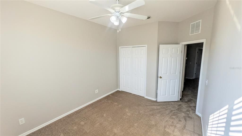 出租: $2,100 (3 贝兹, 2 浴室, 1670 平方英尺)