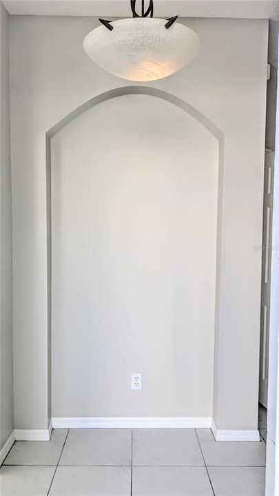 出租: $2,100 (3 贝兹, 2 浴室, 1670 平方英尺)