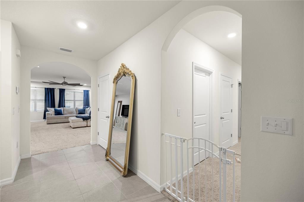 En Venta: $329,900 (4 camas, 2 baños, 2319 Pies cuadrados)