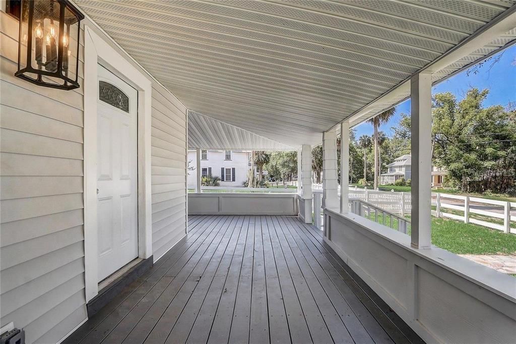 待售: $429,000 (4 贝兹, 3 浴室, 1642 平方英尺)