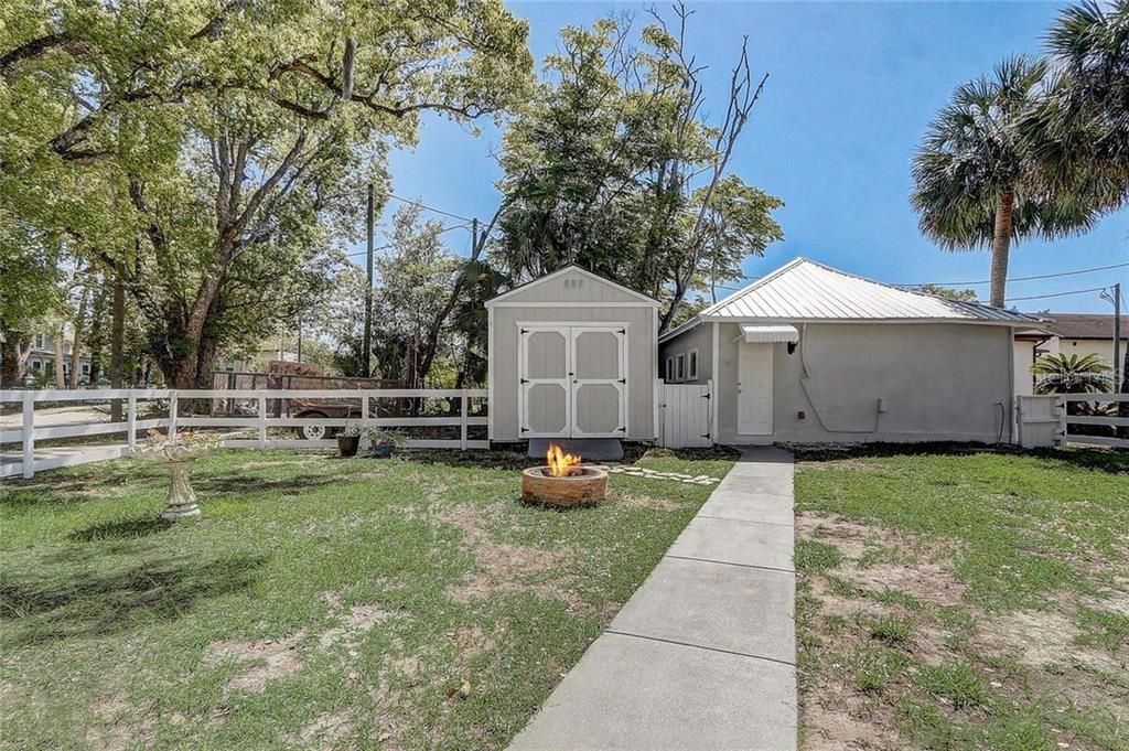 For Sale: $429,000 (4 beds, 3 baths, 1642 Square Feet)