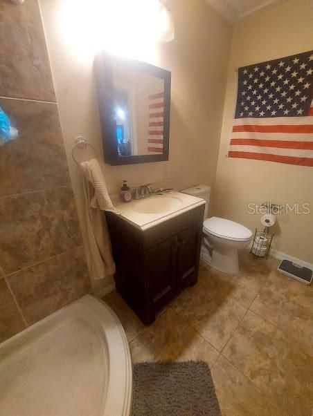 For Sale: $429,000 (4 beds, 3 baths, 1642 Square Feet)