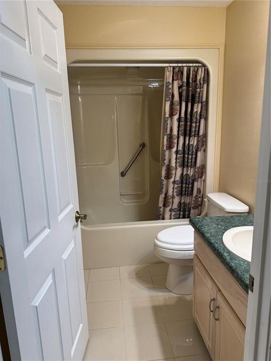 待售: $349,000 (3 贝兹, 2 浴室, 1727 平方英尺)