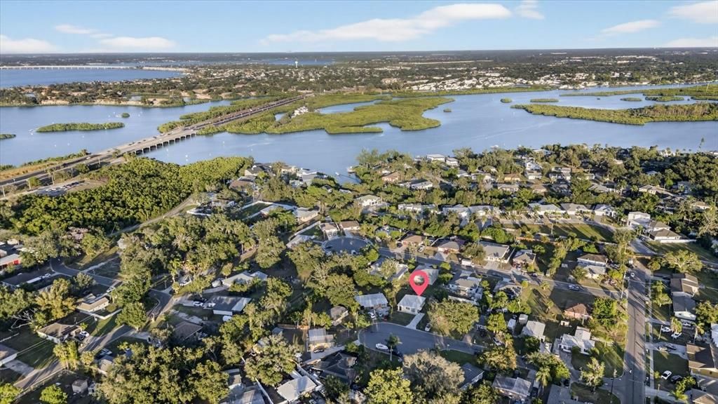 На продажу: $280,000 (3 спален, 1 ванн, 1216 Квадратных фут)