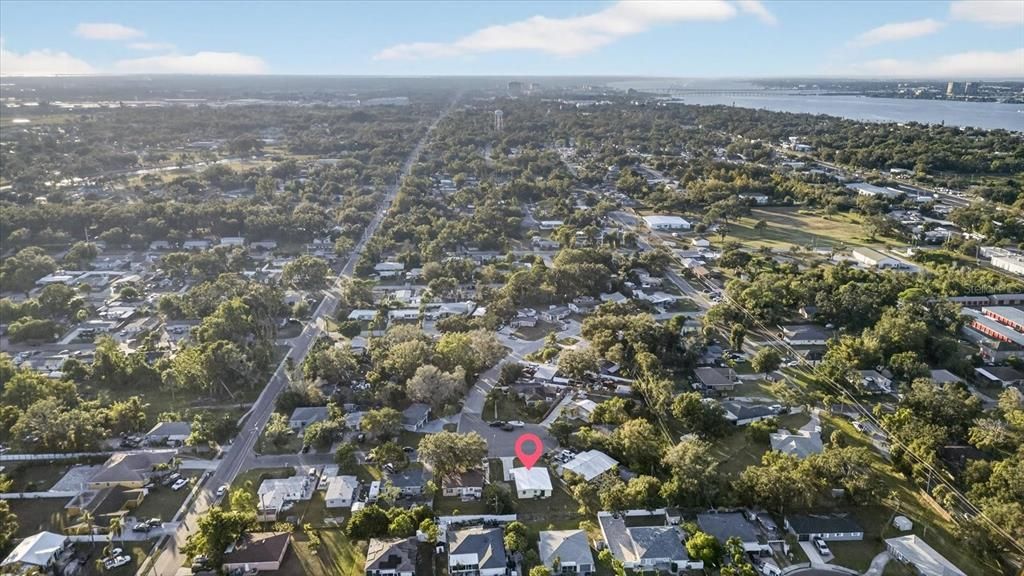 На продажу: $280,000 (3 спален, 1 ванн, 1216 Квадратных фут)