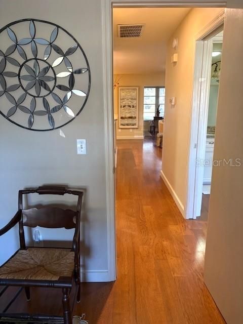 For Rent: $1,650 (2 beds, 2 baths, 1120 Square Feet)