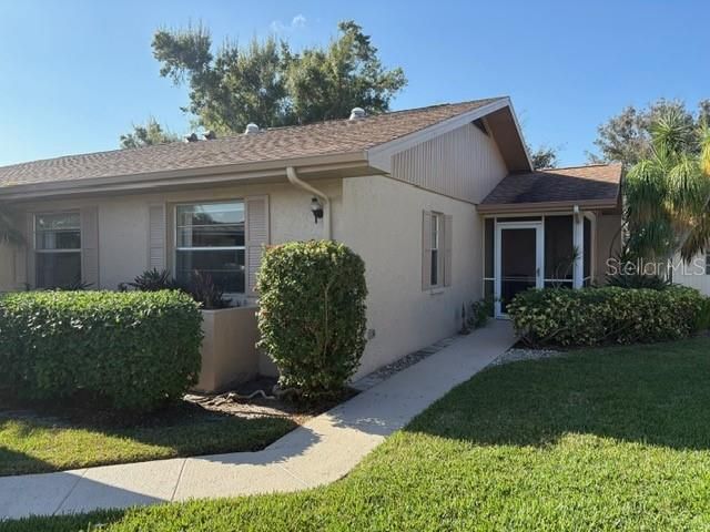 For Rent: $1,650 (2 beds, 2 baths, 1120 Square Feet)