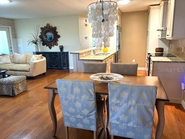 For Rent: $1,650 (2 beds, 2 baths, 1120 Square Feet)