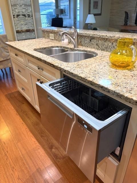 For Rent: $1,650 (2 beds, 2 baths, 1120 Square Feet)