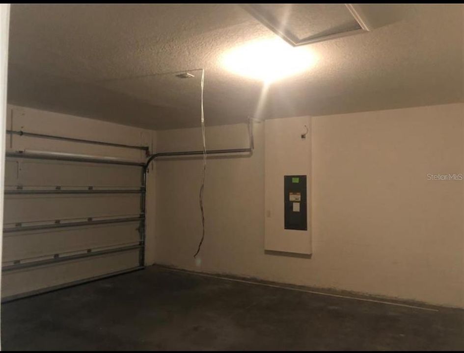 For Rent: $2,350 (3 beds, 2 baths, 1523 Square Feet)