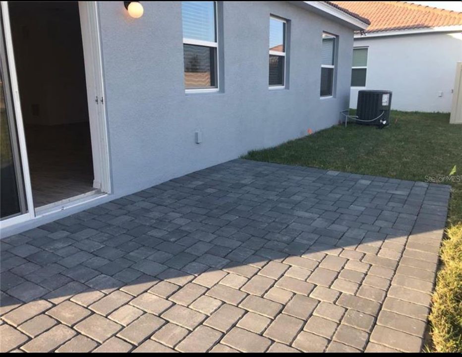 For Rent: $2,350 (3 beds, 2 baths, 1523 Square Feet)