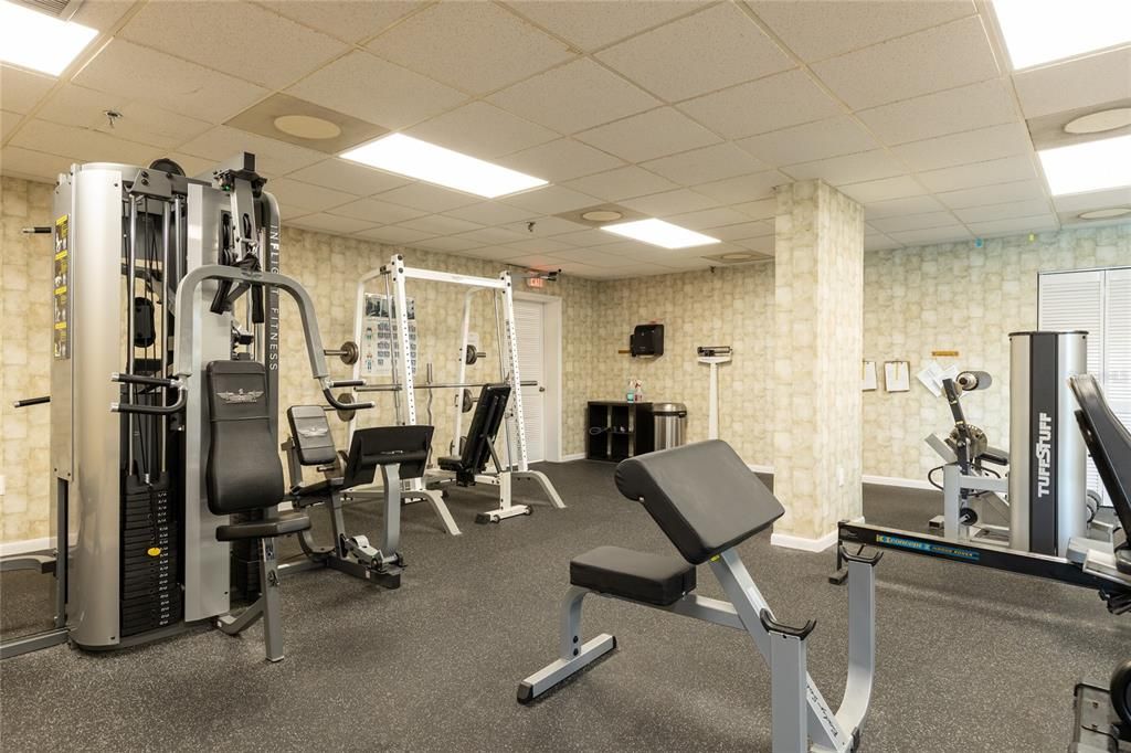 Под контрактом: $224,995 (2 спален, 2 ванн, 1055 Квадратных фут)