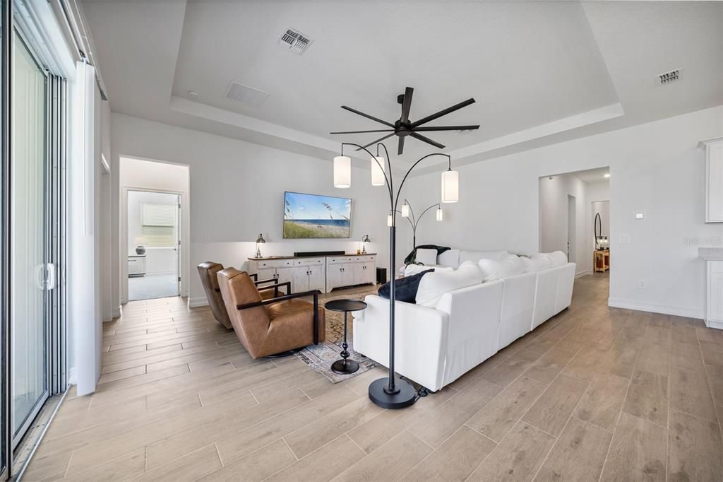 For Rent: $3,700 (4 beds, 3 baths, 2610 Square Feet)