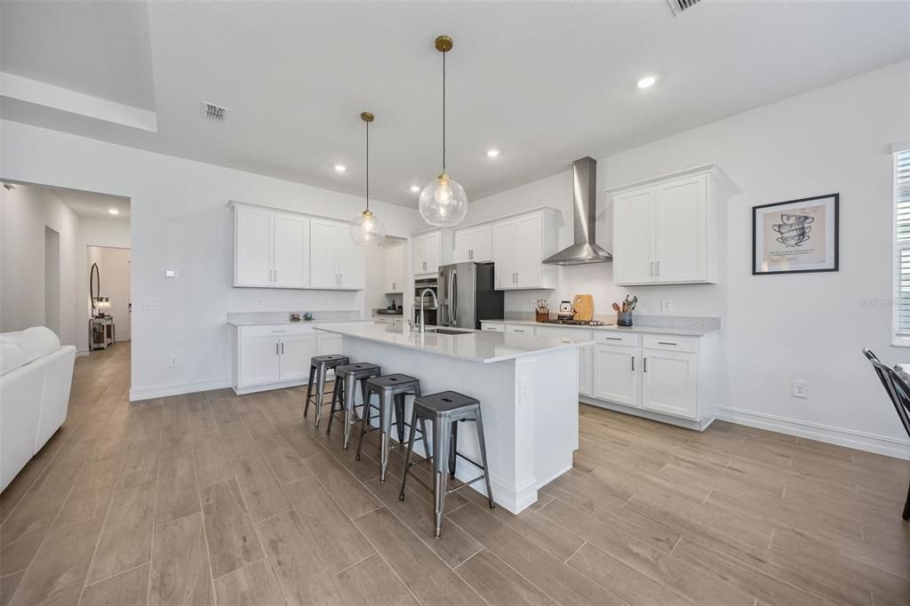 For Rent: $3,700 (4 beds, 3 baths, 2610 Square Feet)