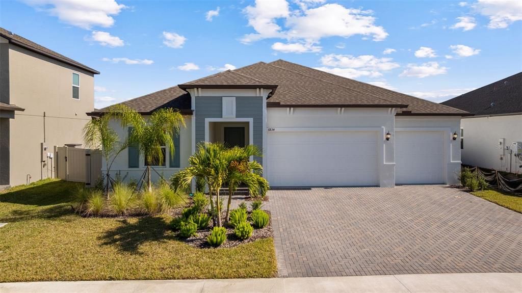 For Rent: $3,700 (4 beds, 3 baths, 2610 Square Feet)