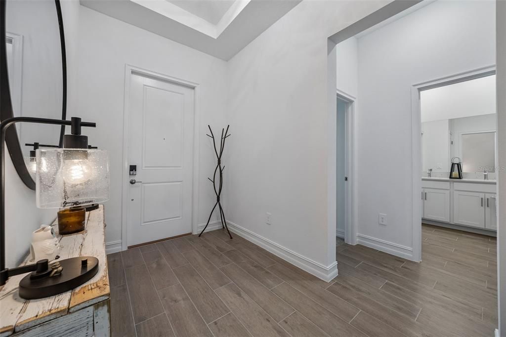 For Rent: $3,700 (4 beds, 3 baths, 2610 Square Feet)