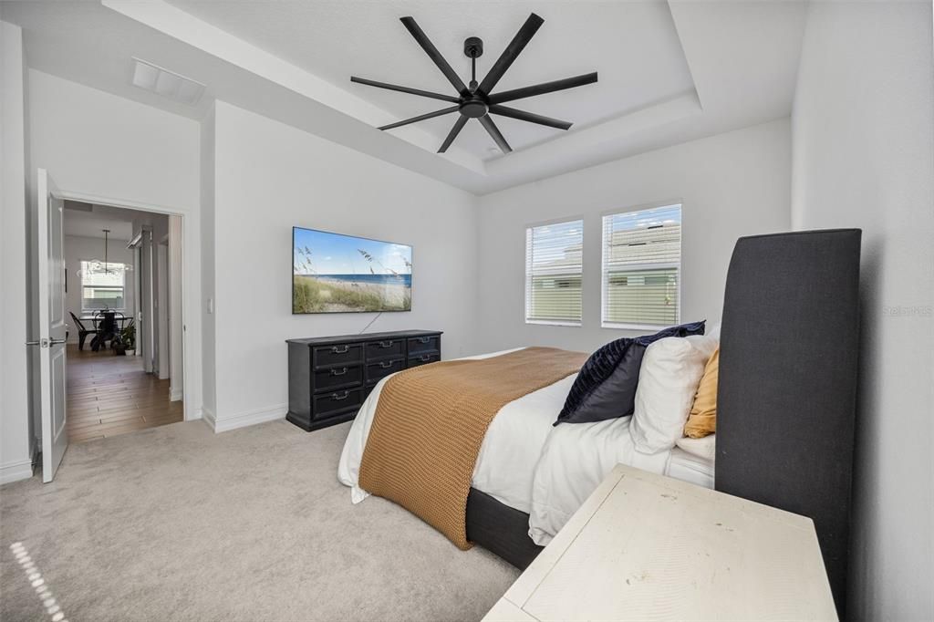 For Rent: $3,700 (4 beds, 3 baths, 2610 Square Feet)