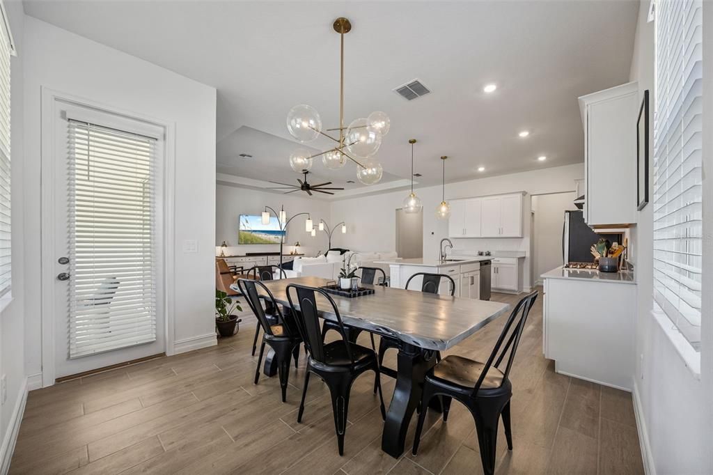 For Rent: $3,700 (4 beds, 3 baths, 2610 Square Feet)