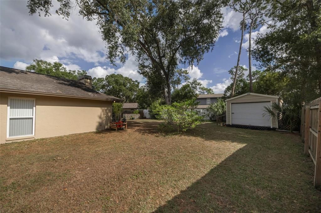 待售: $450,000 (4 贝兹, 2 浴室, 2187 平方英尺)