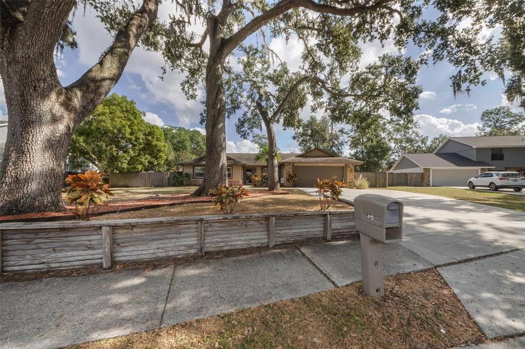 待售: $450,000 (4 贝兹, 2 浴室, 2187 平方英尺)