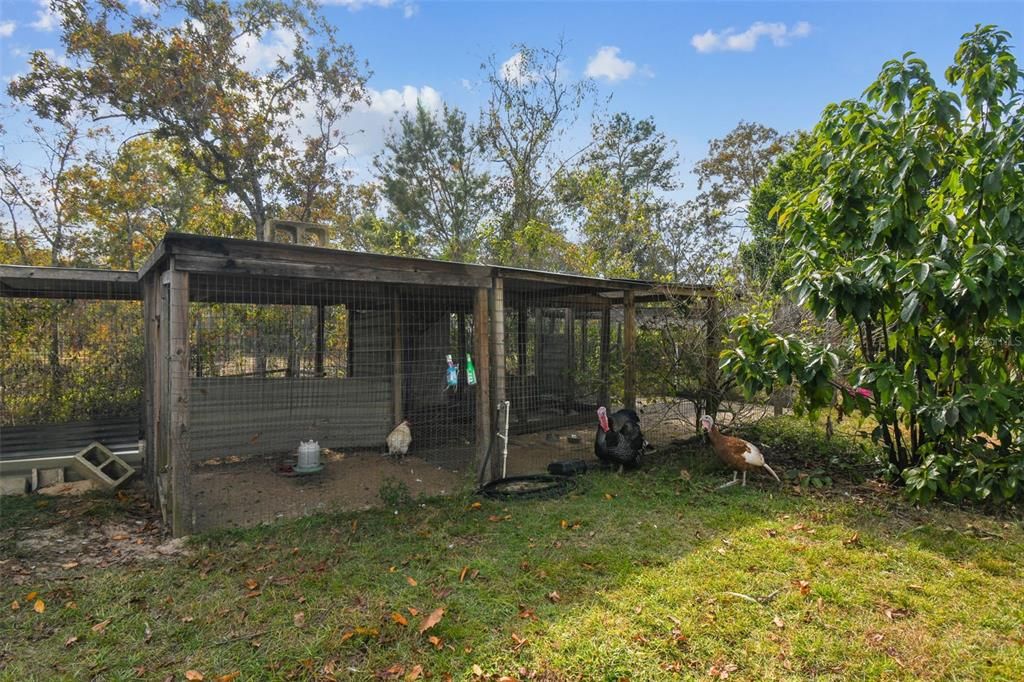 For Sale: $349,900 (4 beds, 2 baths, 2077 Square Feet)