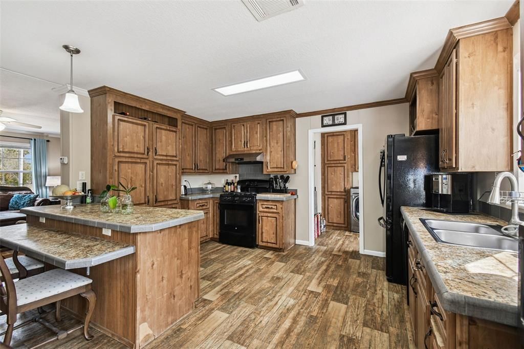 For Sale: $349,900 (4 beds, 2 baths, 2077 Square Feet)