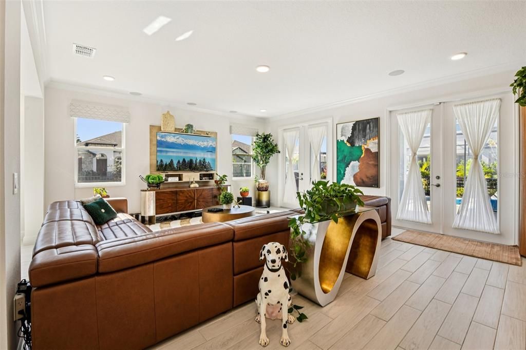 For Sale: $1,100,000 (5 beds, 4 baths, 4192 Square Feet)