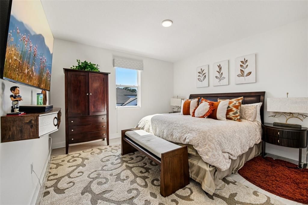 For Sale: $1,100,000 (5 beds, 4 baths, 4192 Square Feet)