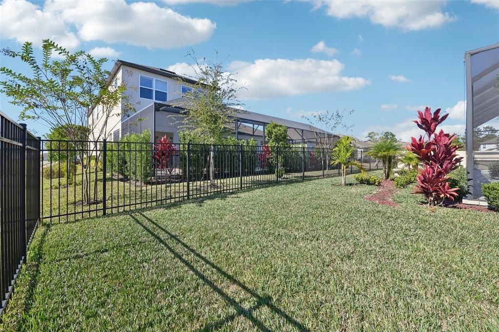 For Sale: $1,100,000 (5 beds, 4 baths, 4192 Square Feet)