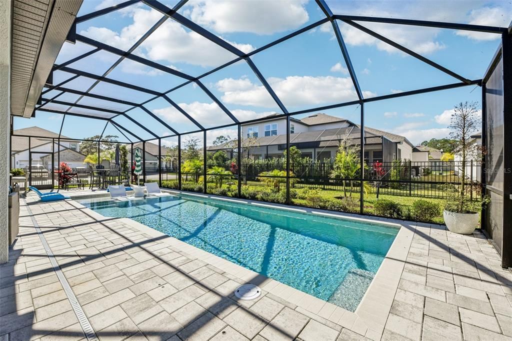 For Sale: $1,100,000 (5 beds, 4 baths, 4192 Square Feet)