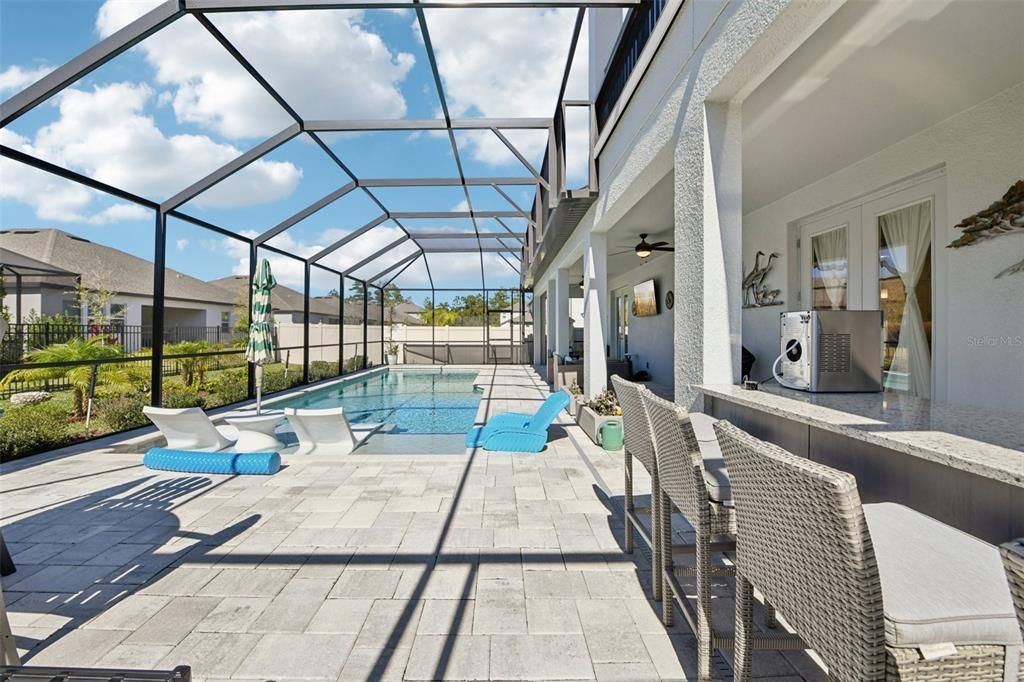 For Sale: $1,100,000 (5 beds, 4 baths, 4192 Square Feet)