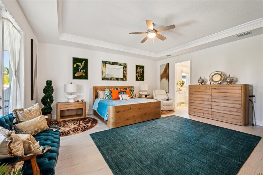 For Sale: $1,100,000 (5 beds, 4 baths, 4192 Square Feet)