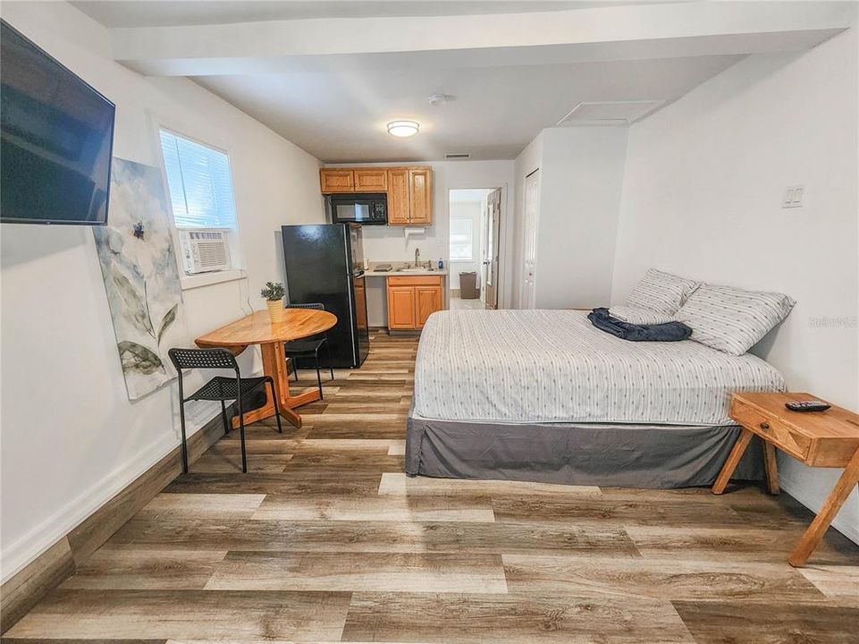 待售: $224,900 (2 贝兹, 1 浴室, 1107 平方英尺)