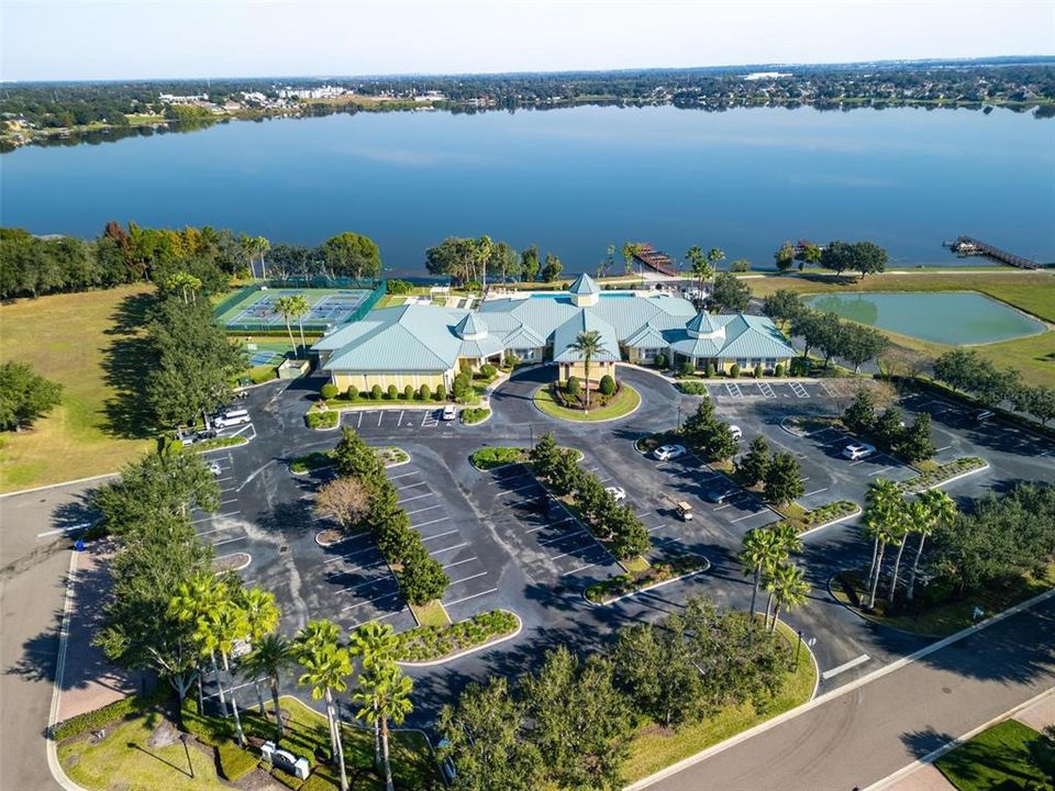 待售: $239,000 (2 贝兹, 2 浴室, 1185 平方英尺)