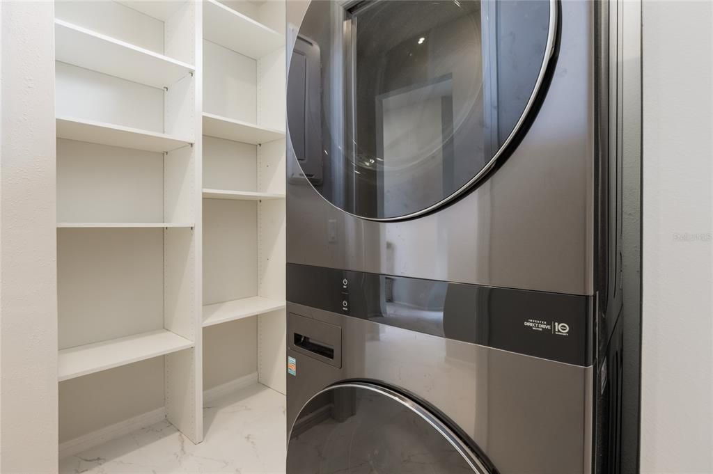 For Sale: $435,000 (2 beds, 2 baths, 1574 Square Feet)