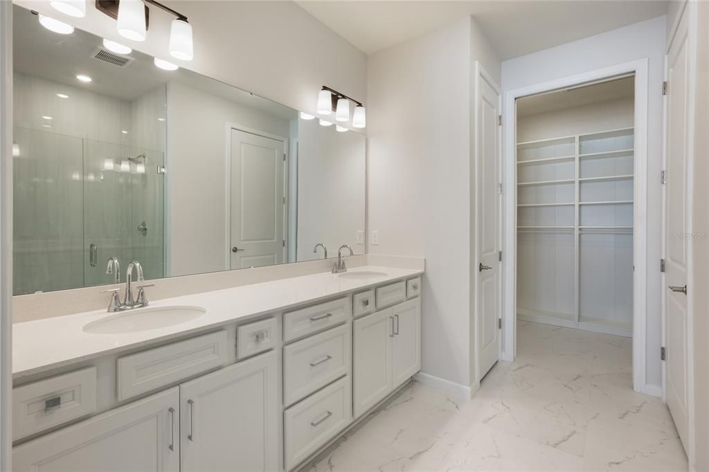 For Sale: $435,000 (2 beds, 2 baths, 1574 Square Feet)