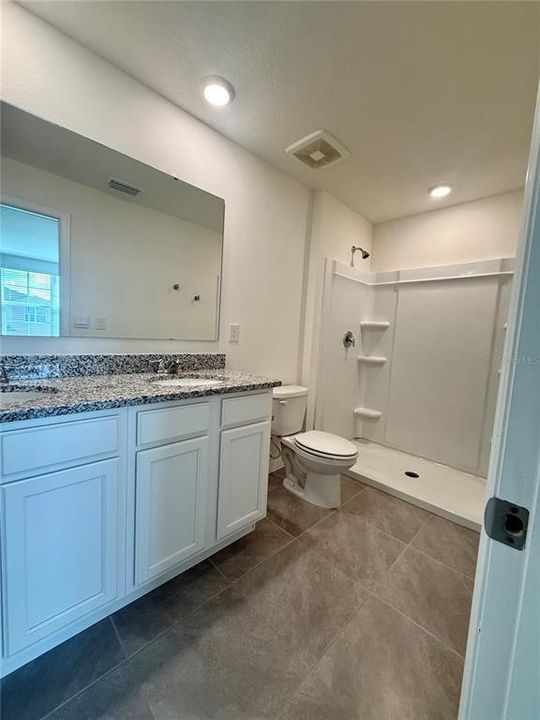 В аренду: $2,200 (3 спален, 2 ванн, 1463 Квадратных фут)