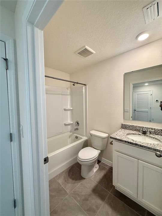 В аренду: $2,200 (3 спален, 2 ванн, 1463 Квадратных фут)