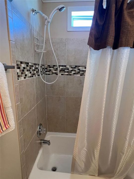 待售: $139,900 (2 贝兹, 2 浴室, 840 平方英尺)