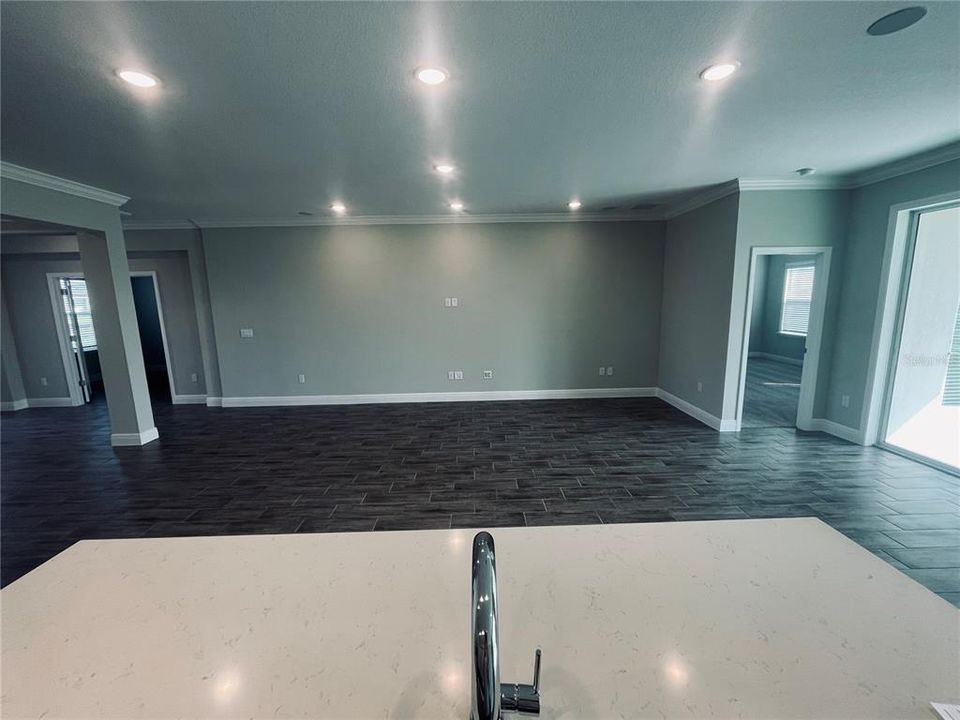 For Sale: $674,900 (4 beds, 3 baths, 2427 Square Feet)